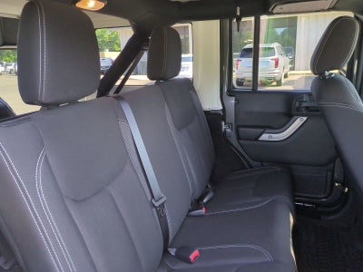 2017 Jeep Wrangler Unlimited Sahara 4x4