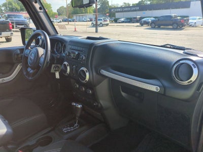 2017 Jeep Wrangler Unlimited Sahara 4x4