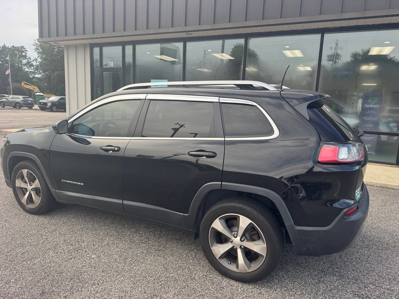 2021 Jeep Cherokee Limited FWD