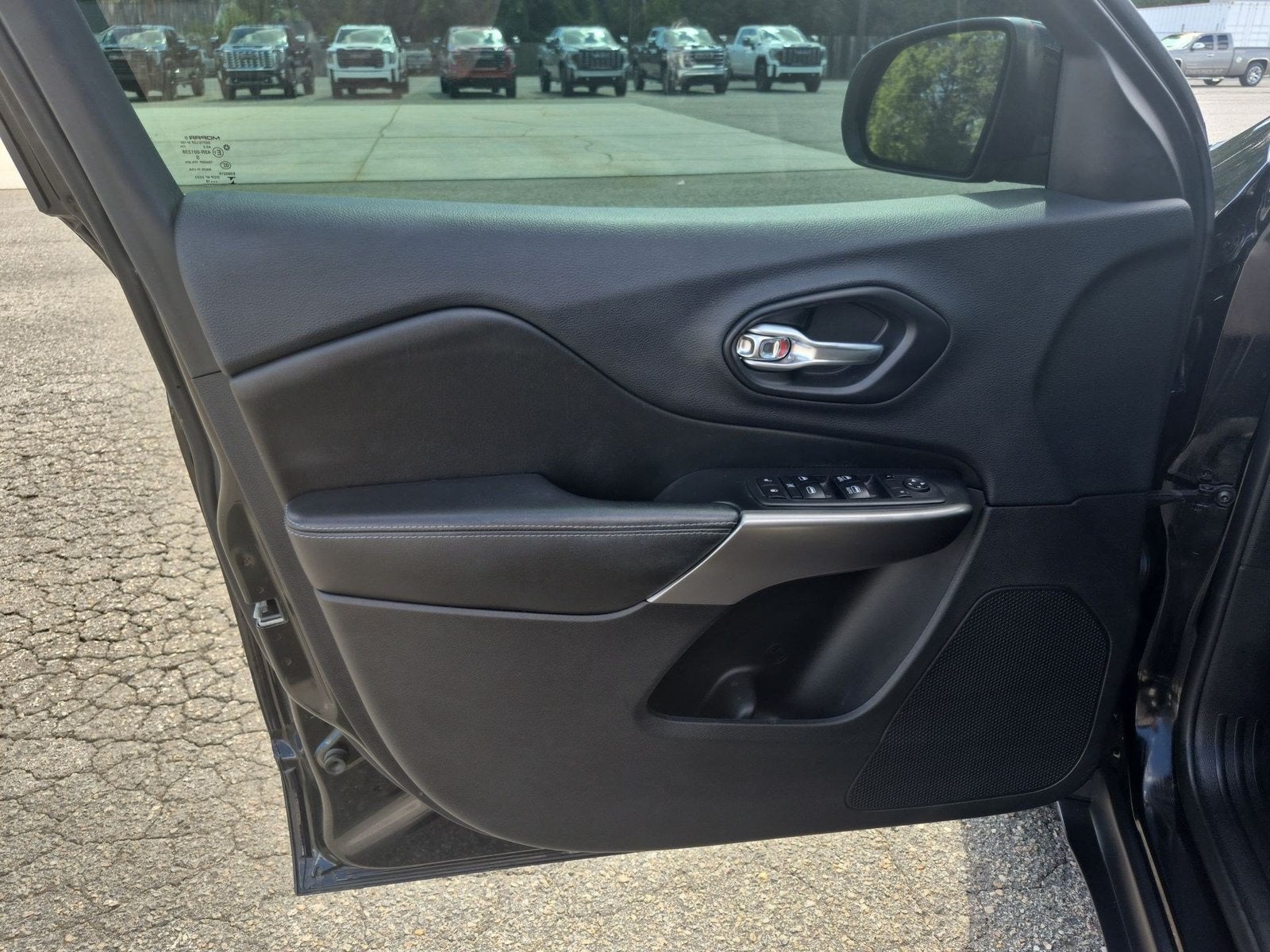 2019 Jeep Cherokee Latitude Plus FWD