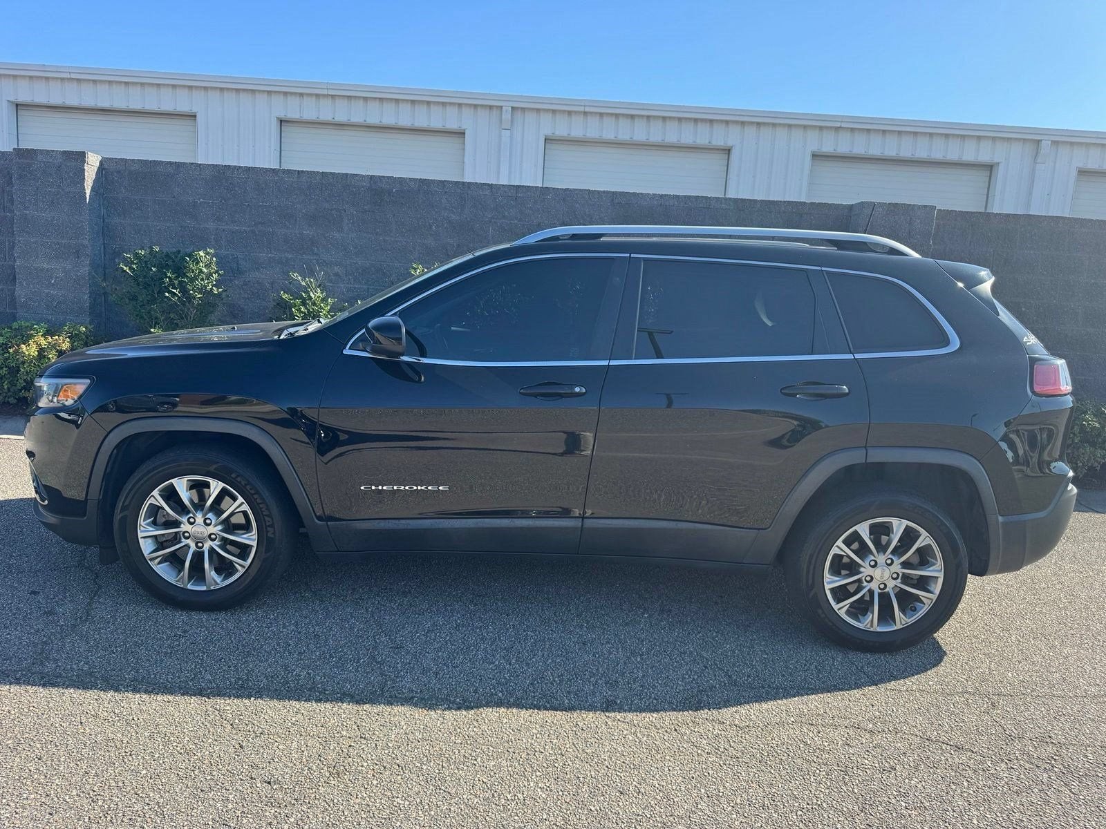 2019 Jeep Cherokee Latitude Plus FWD