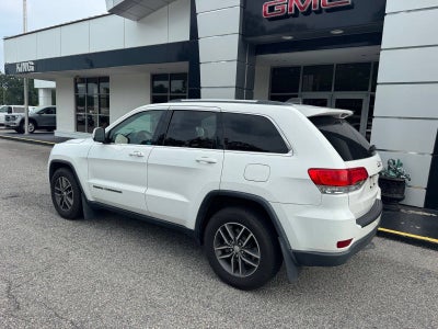2018 Jeep Grand Cherokee Laredo E 4x2