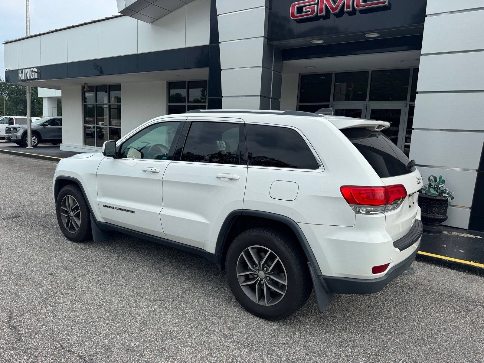 2018 Jeep Grand Cherokee Laredo E 4x2