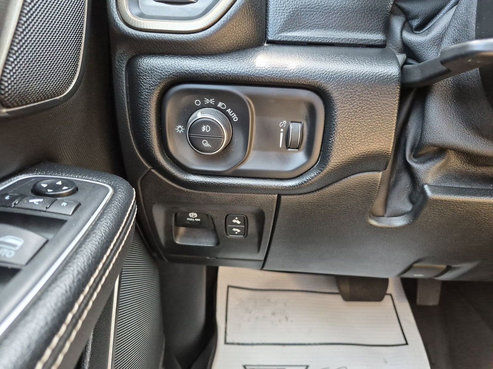 2021 RAM 1500 Rebel Crew Cab 4x4 5'7" Box