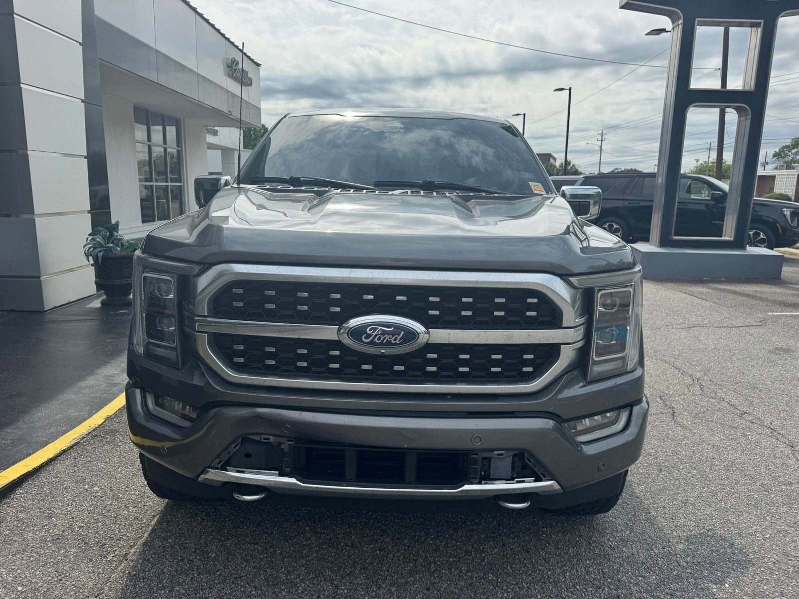 2023 Ford F-150 Platinum