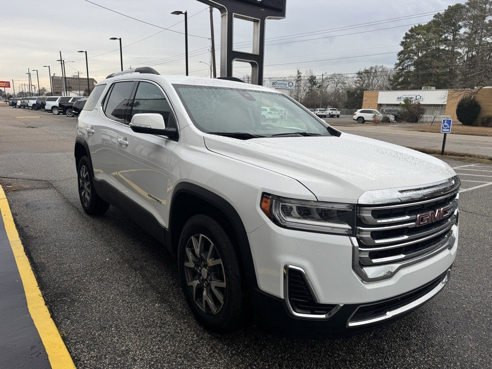 2023 GMC Acadia SLE