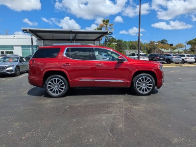 2023 GMC Acadia Denali