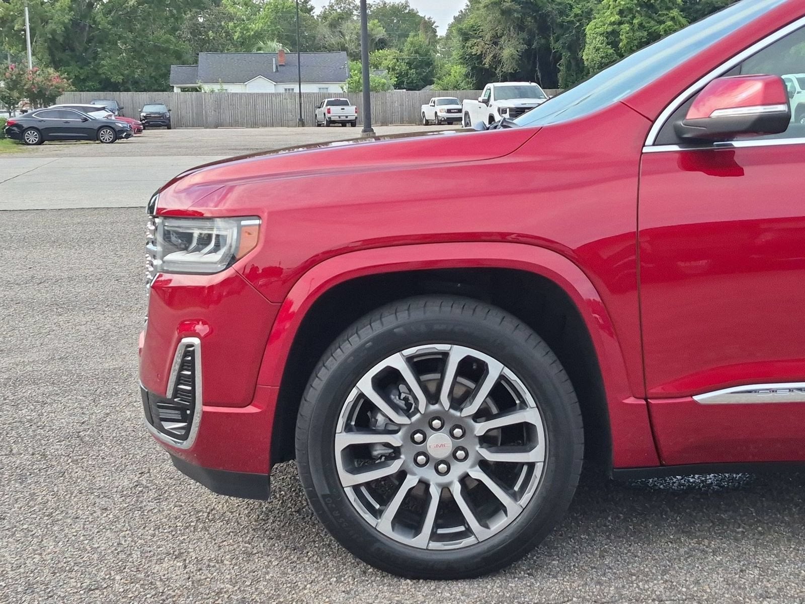 2023 GMC Acadia Denali - Photo 36