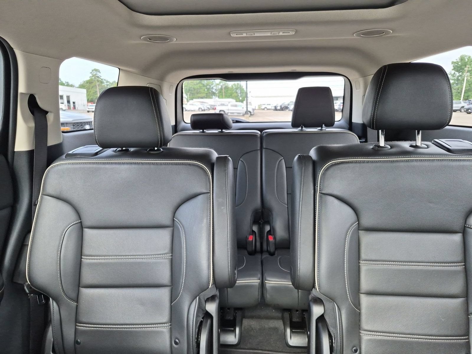 2023 GMC Acadia Denali - Photo 38