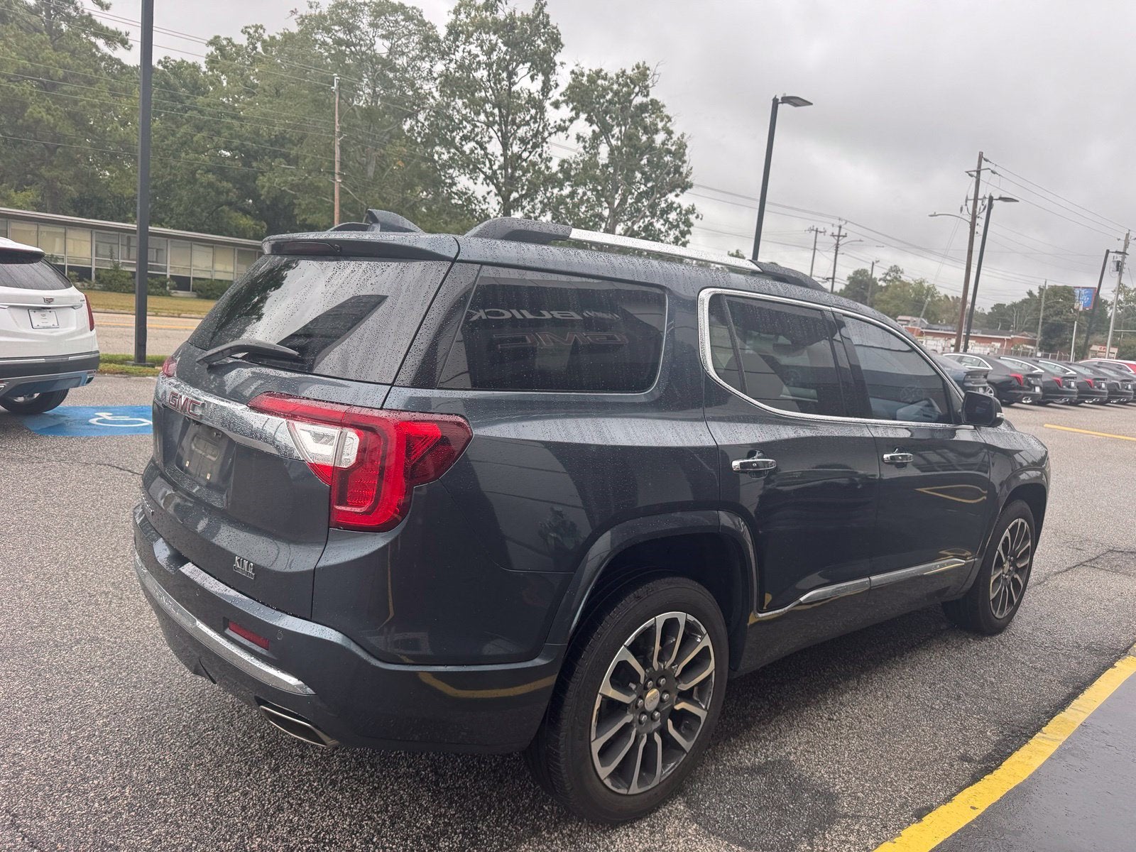 2020 GMC Acadia Denali
