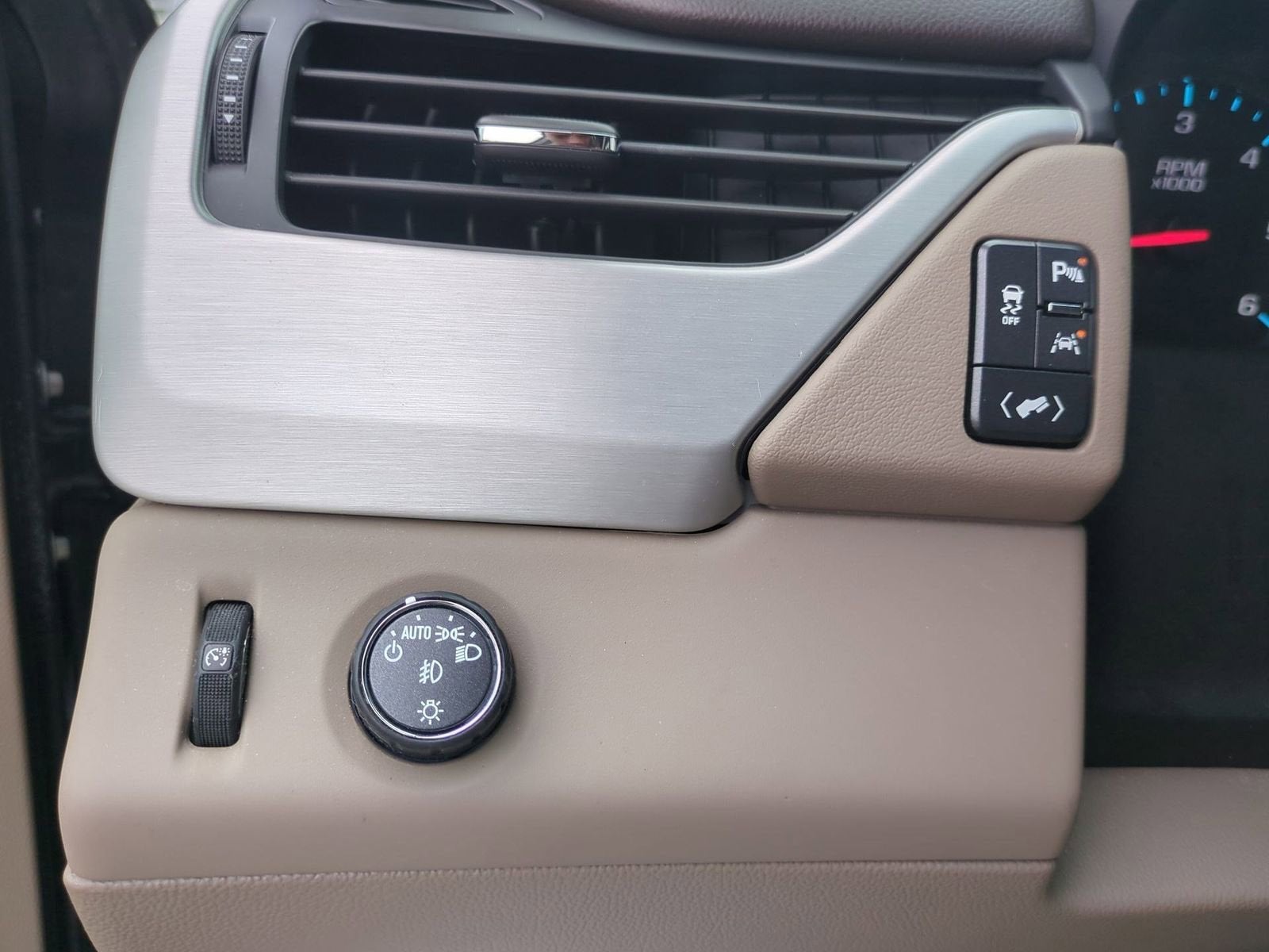 2017 GMC Yukon XL SLT