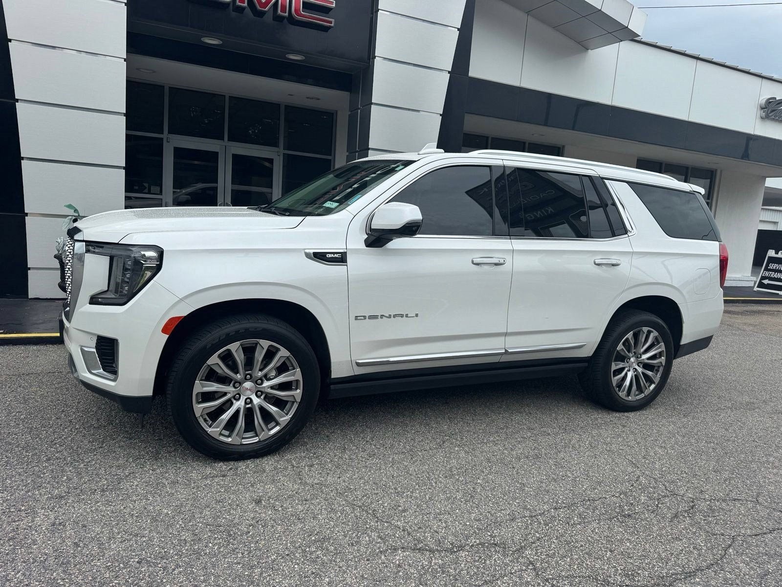2022 GMC Yukon Denali