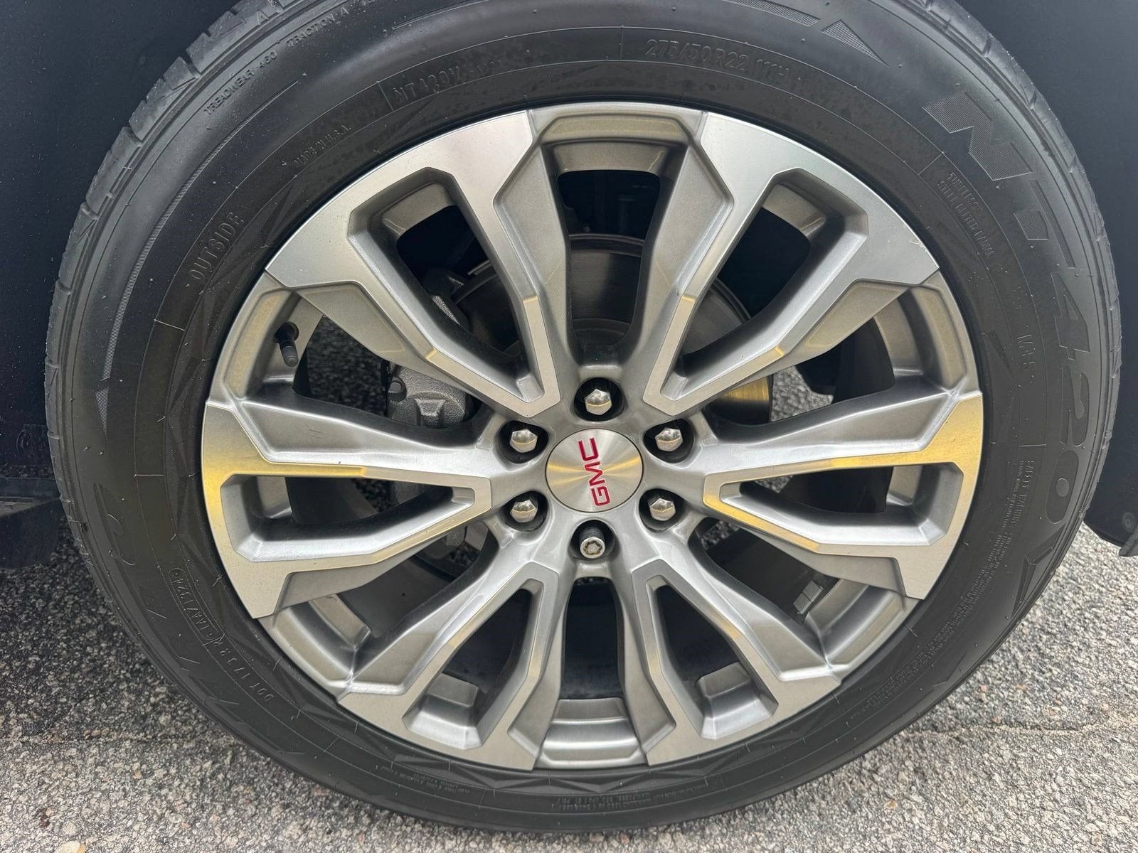 2022 GMC Yukon Denali