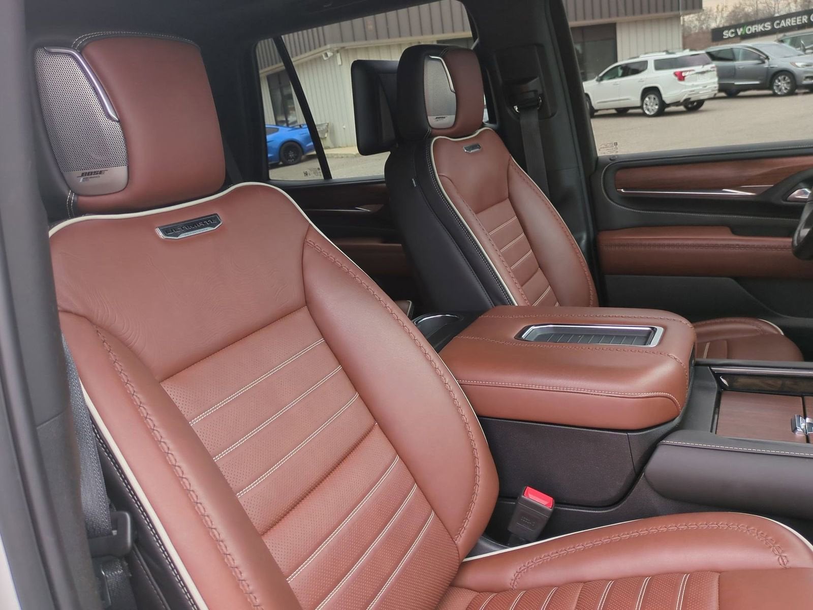 2024 GMC Yukon Denali Ultimate