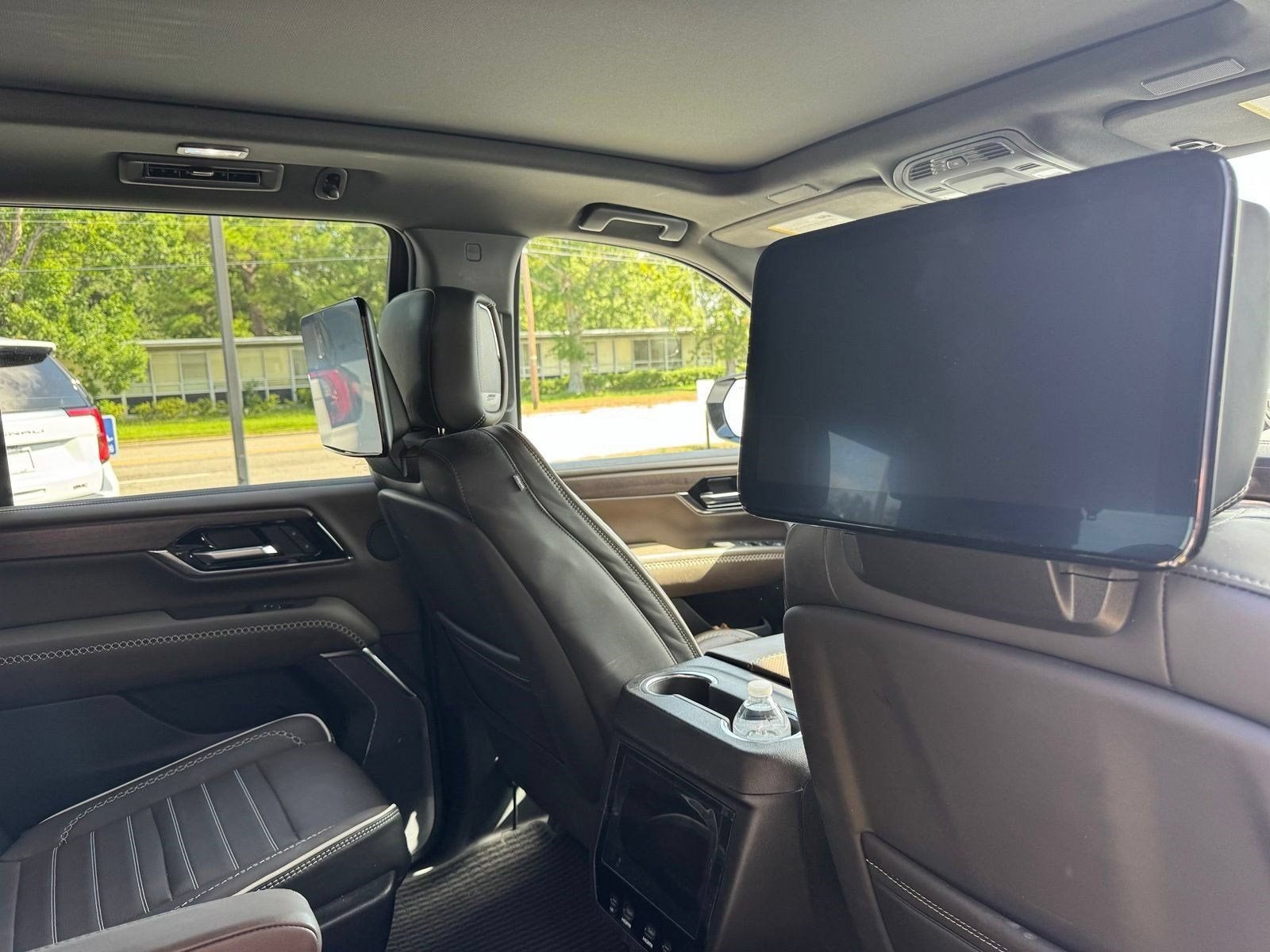 2025 GMC Yukon Denali Ultimate
