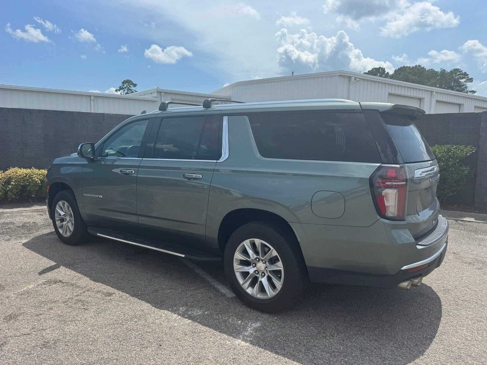 2023 Chevrolet Suburban Premier