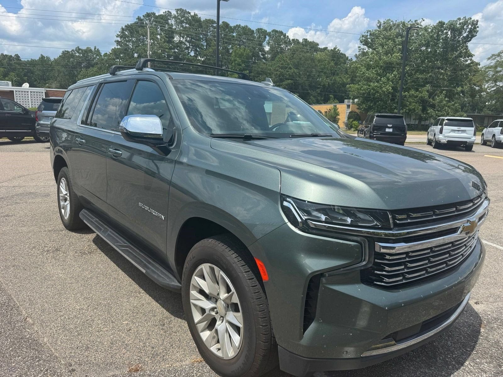 2023 Chevrolet Suburban Premier