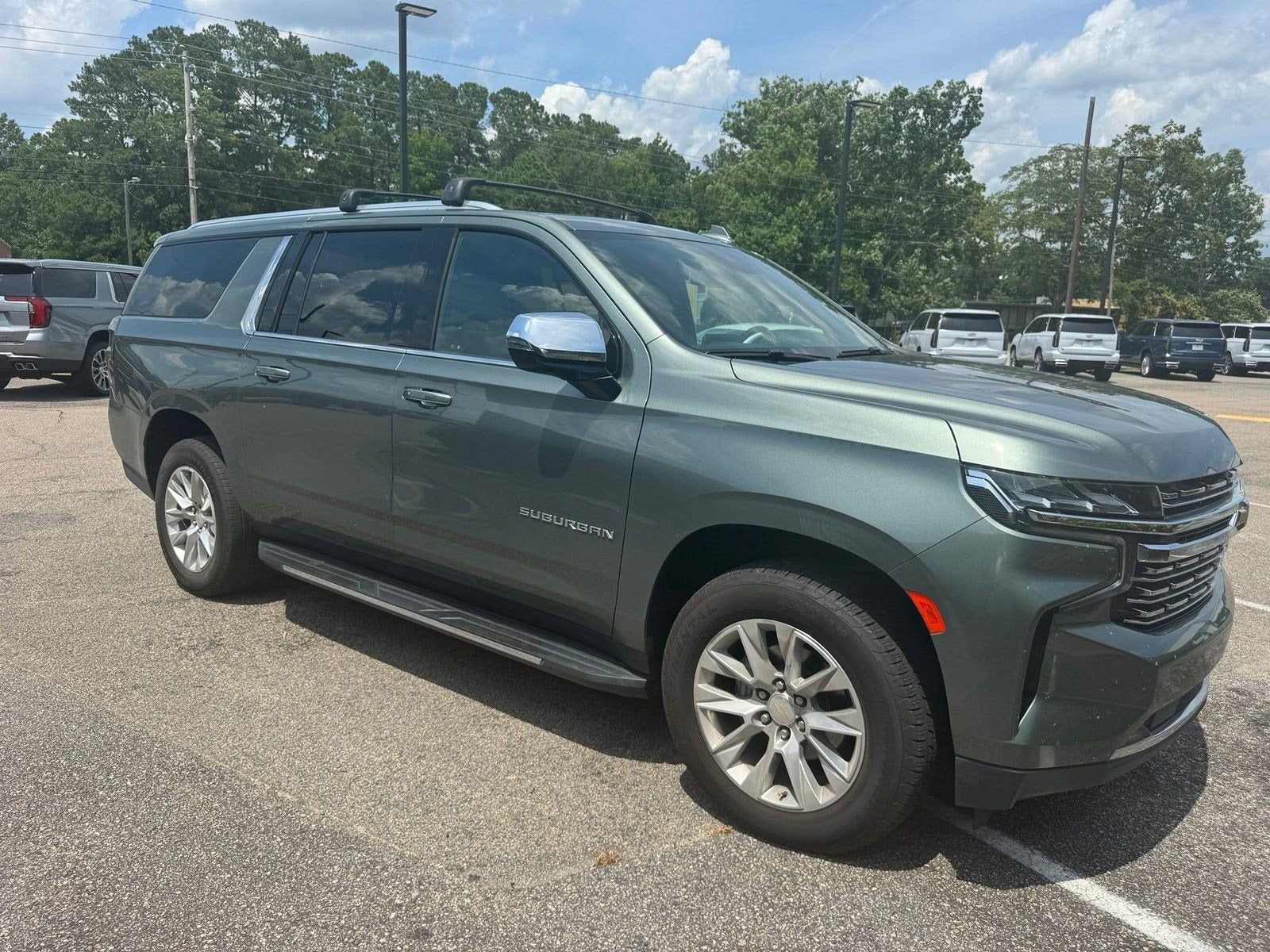 2023 Chevrolet Suburban Premier