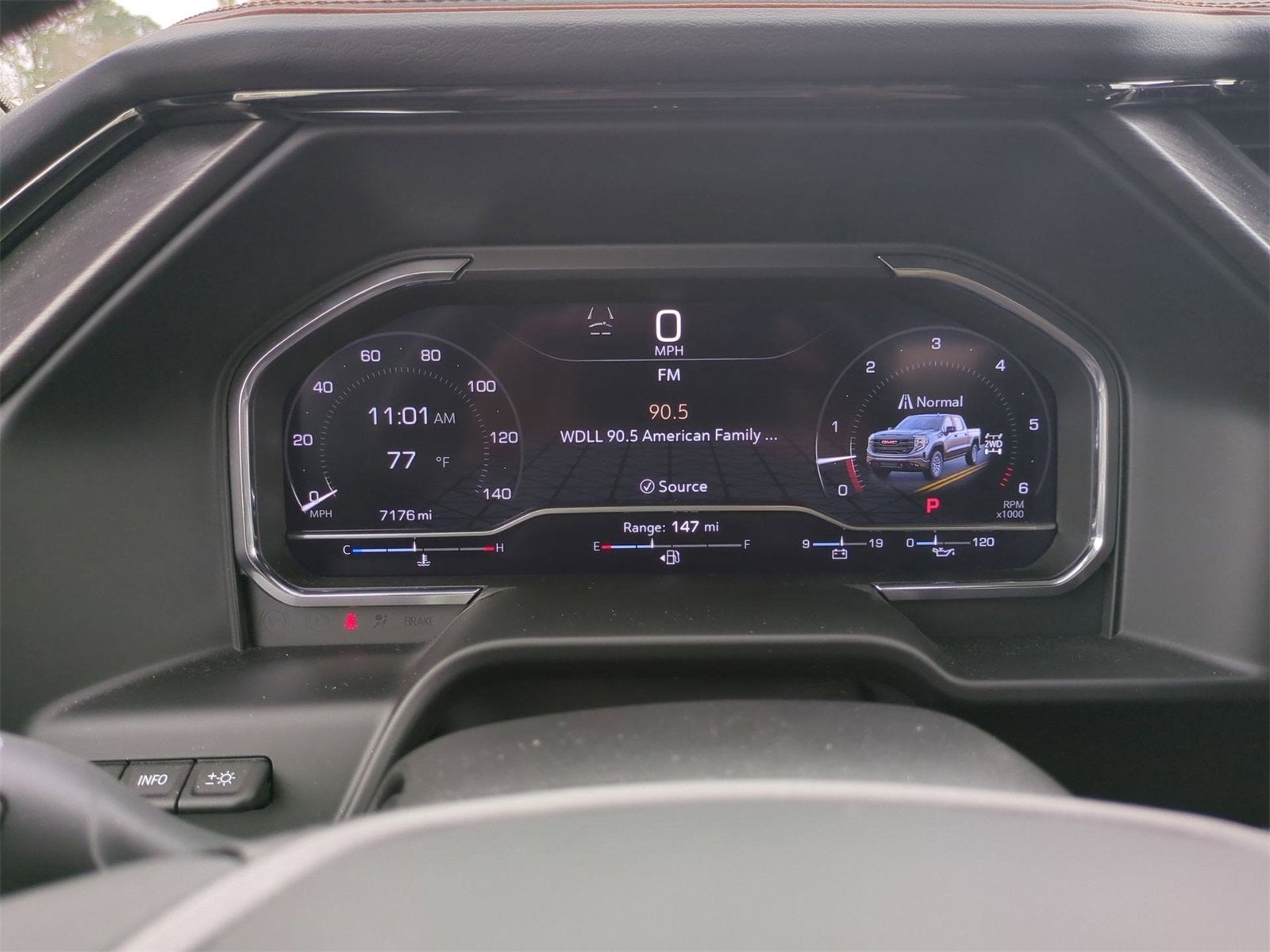 2024 GMC Sierra 1500 AT4