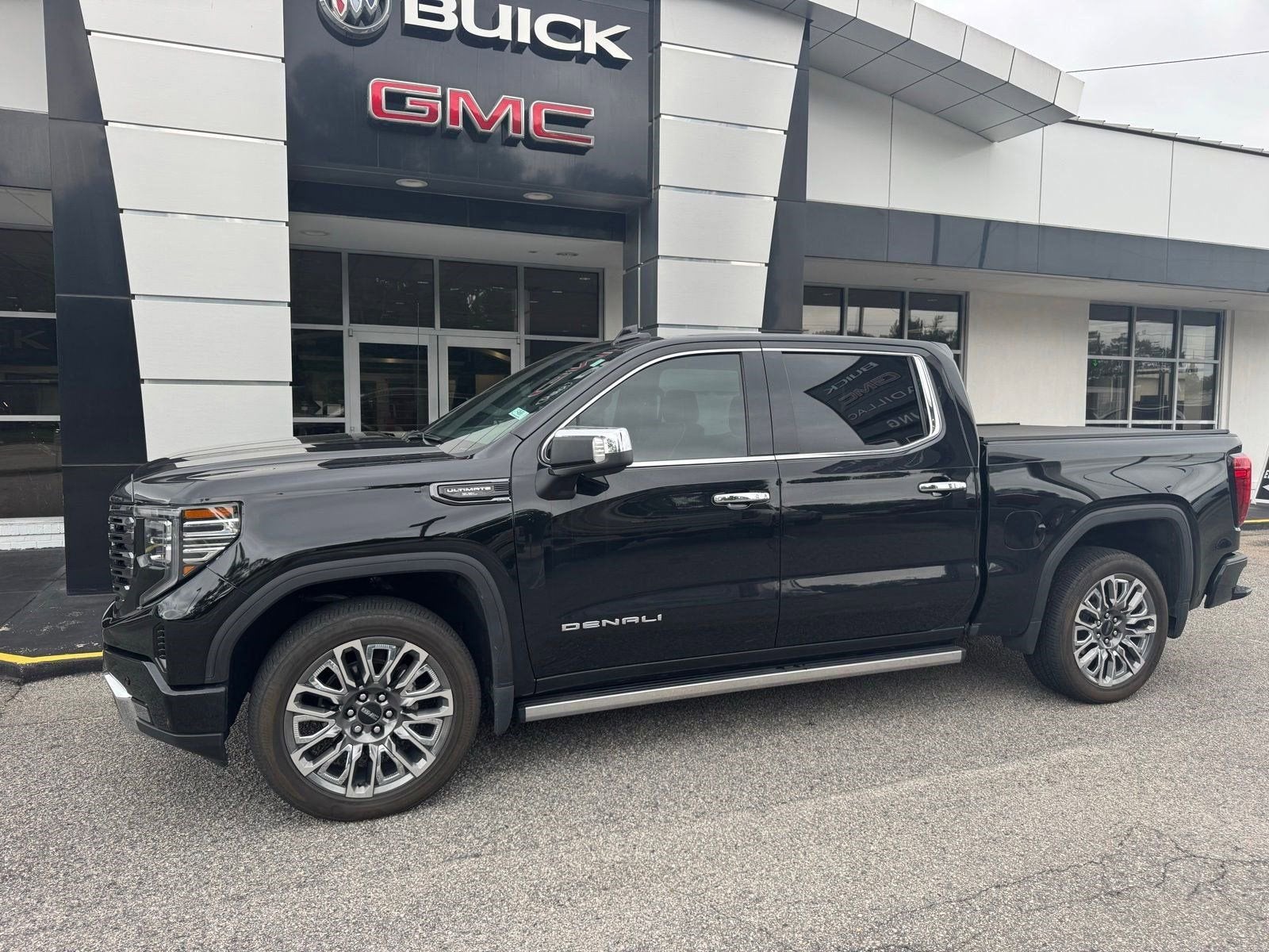 2024 GMC Sierra 1500 Denali Ultimate
