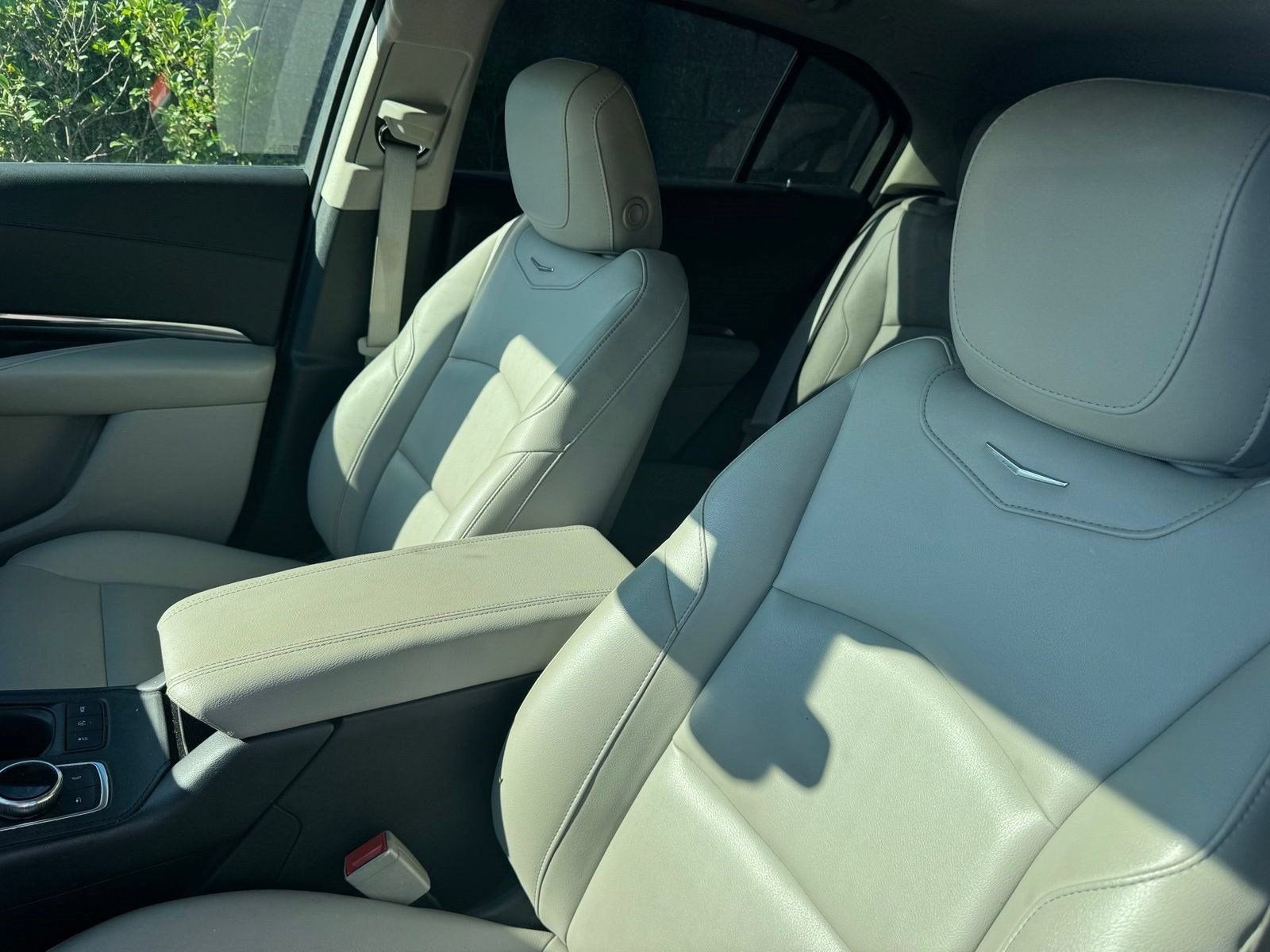 2019 Cadillac XT4 Luxury - Photo 7