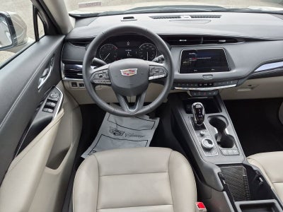 2023 Cadillac XT4 Luxury