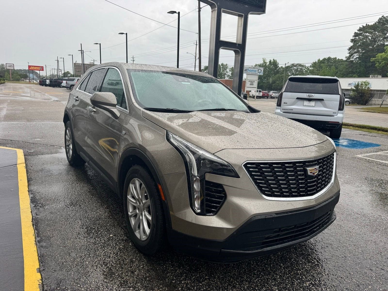 2023 Cadillac XT4 Luxury
