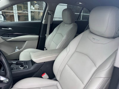 2023 Cadillac XT4 Luxury