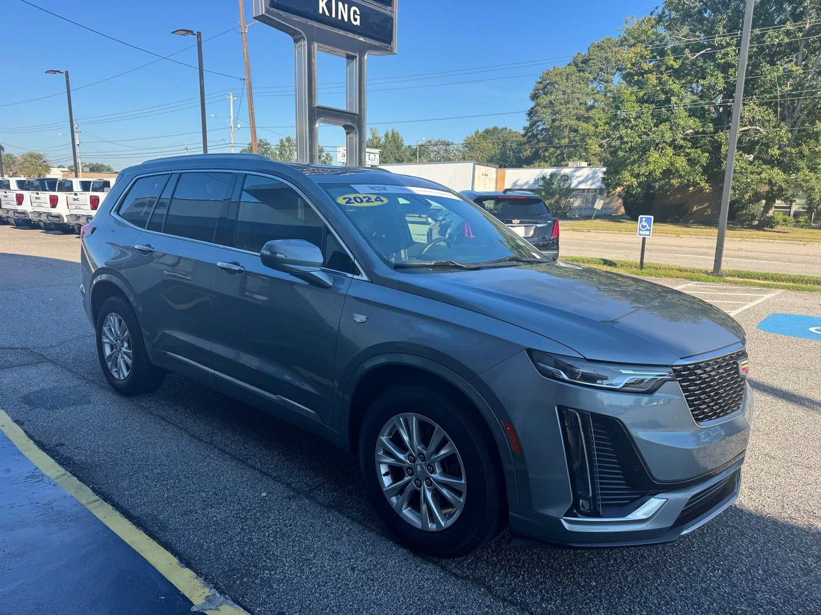 2024 Cadillac XT6 Luxury