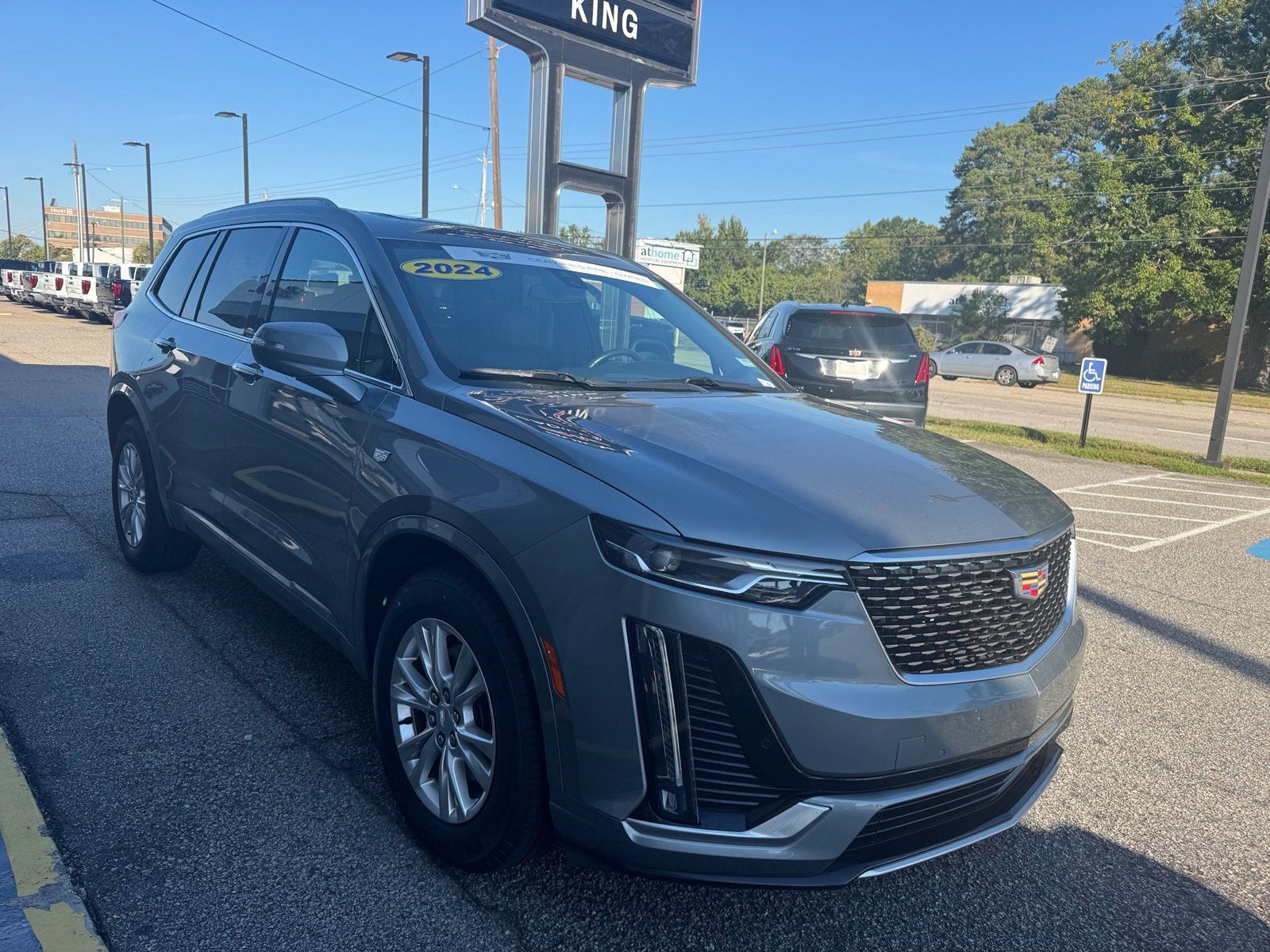 2024 Cadillac XT6 Luxury