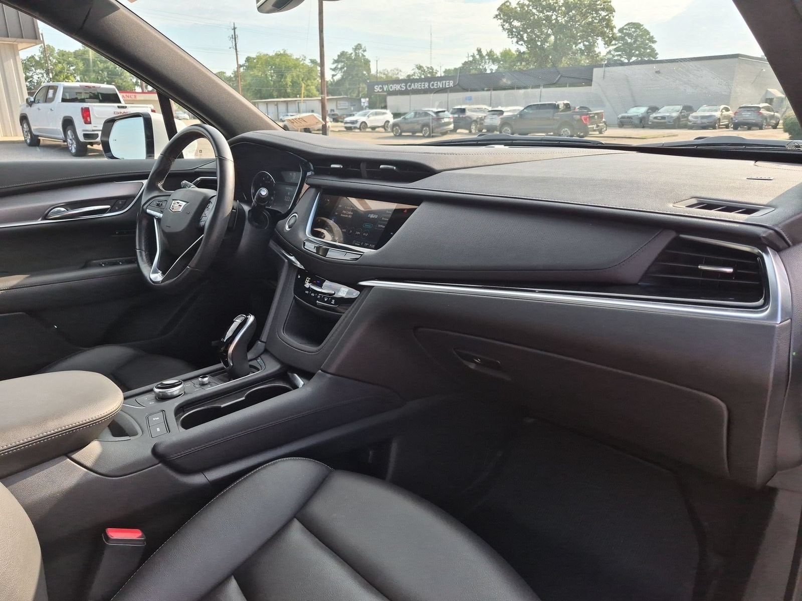 2024 Cadillac XT6 Luxury