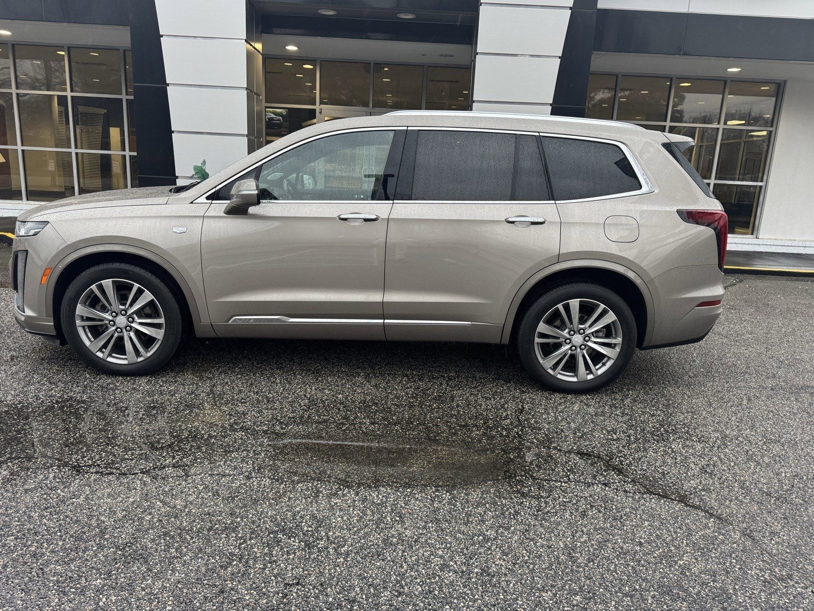 2023 Cadillac XT6 Premium Luxury