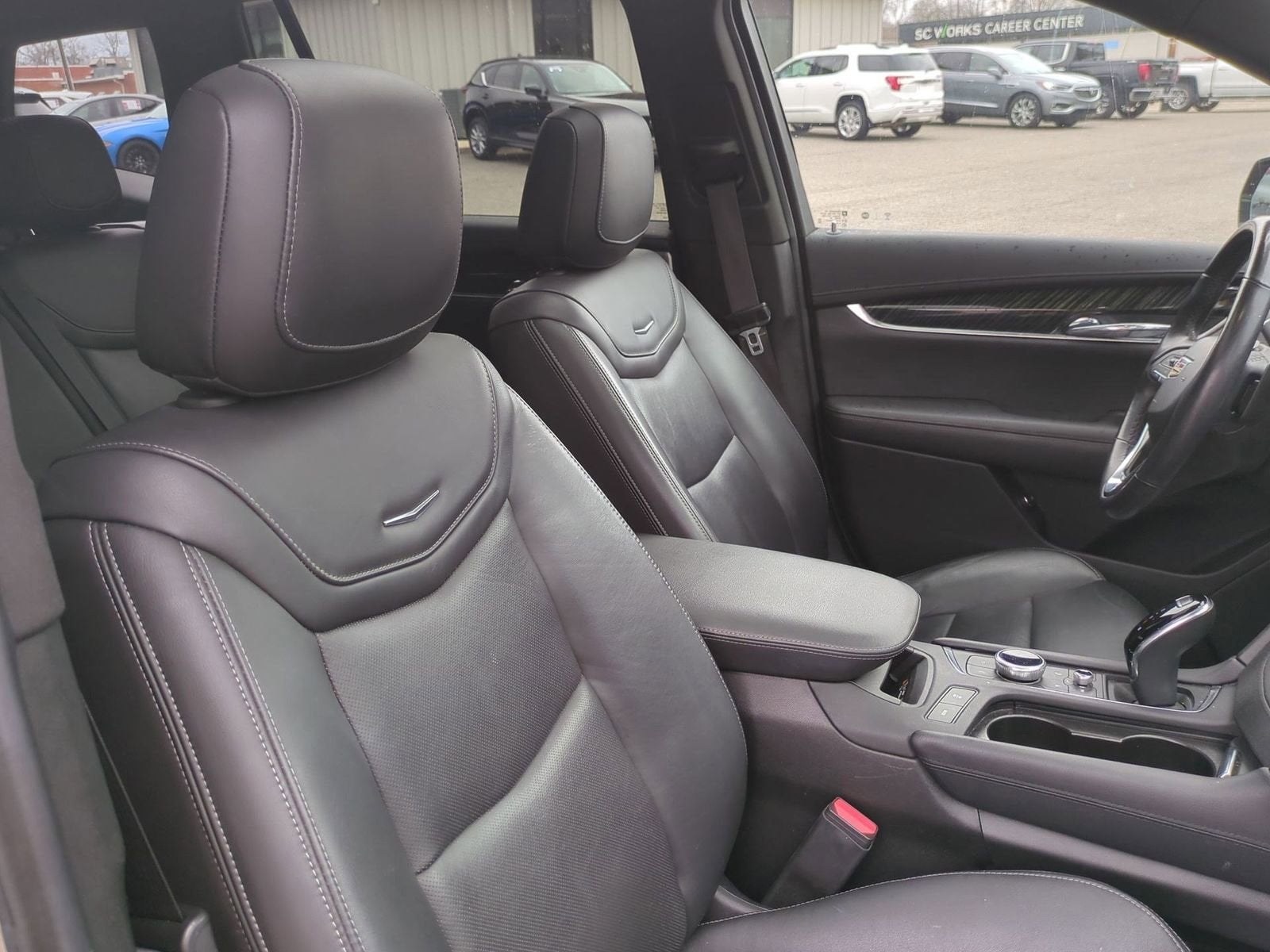 2023 Cadillac XT6 Premium Luxury