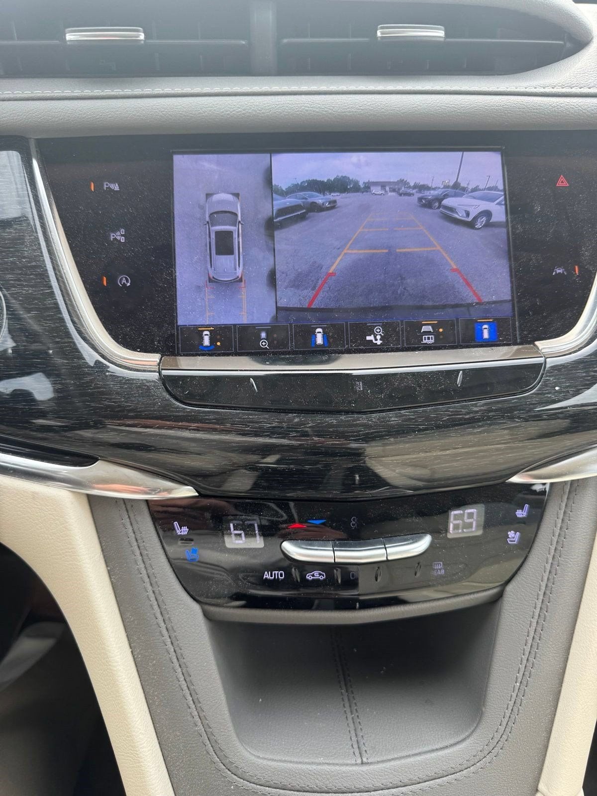 2021 Cadillac XT6 Premium Luxury