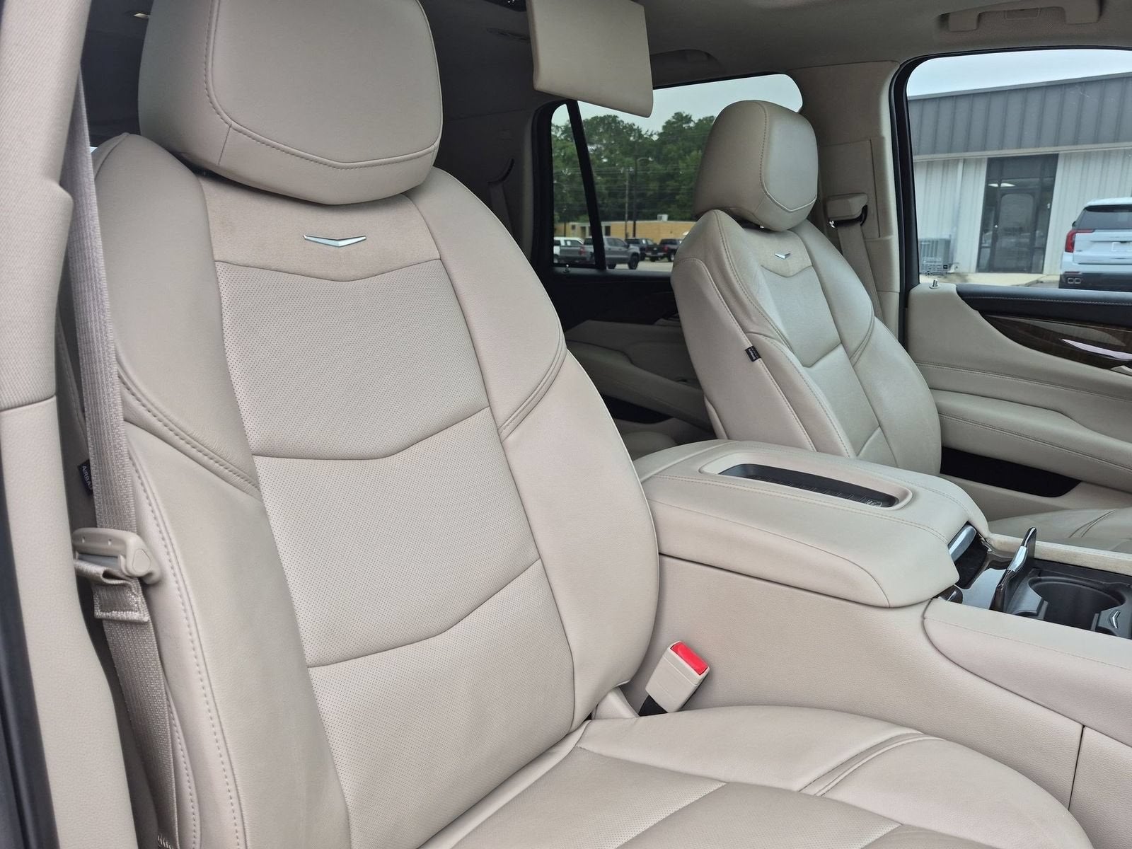 2019 Cadillac Escalade Luxury