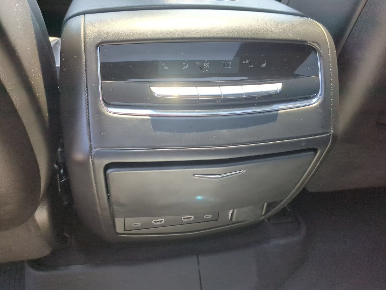 2022 Cadillac Escalade ESV Sport Platinum