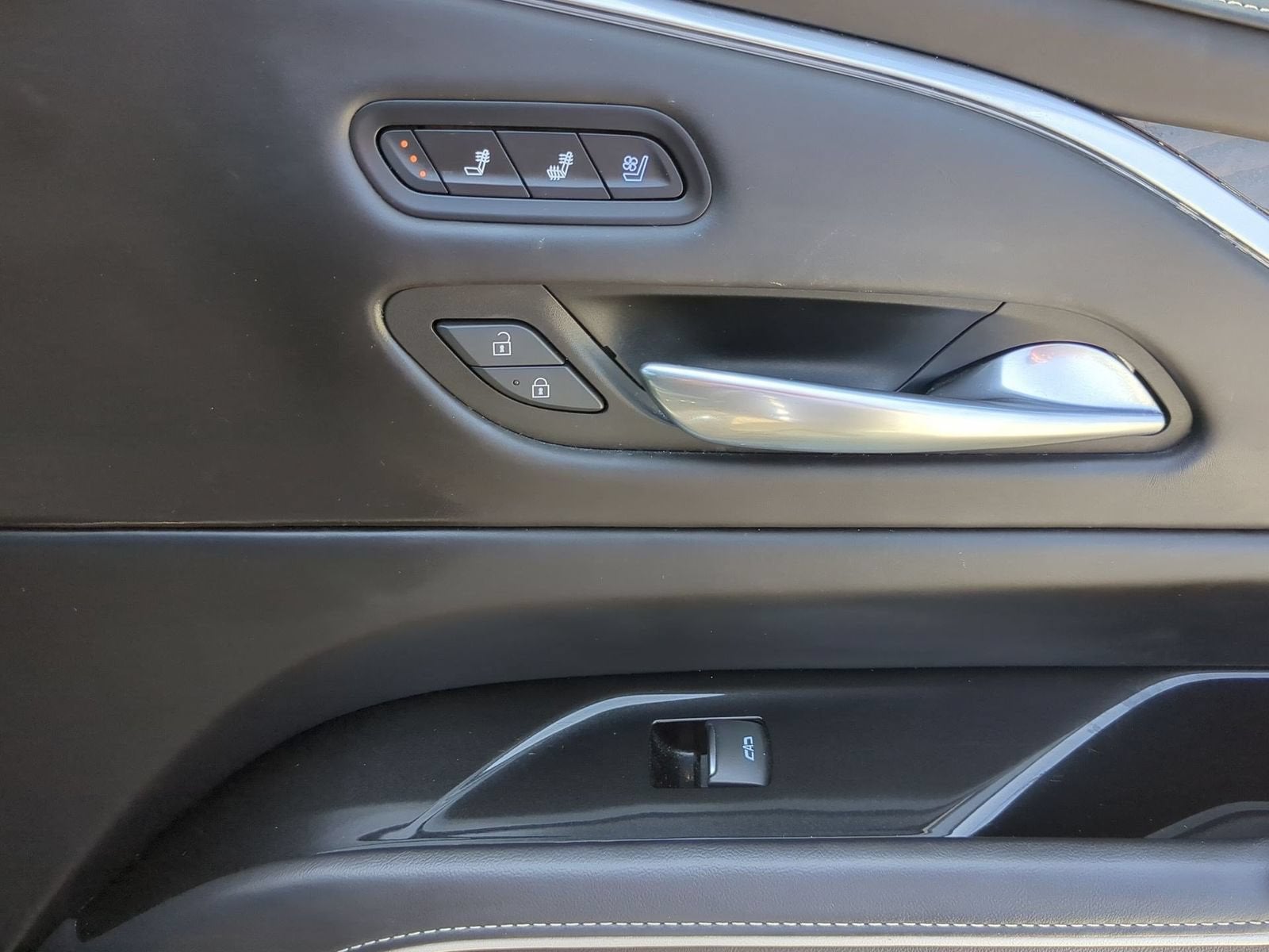 2022 Cadillac Escalade ESV Sport Platinum