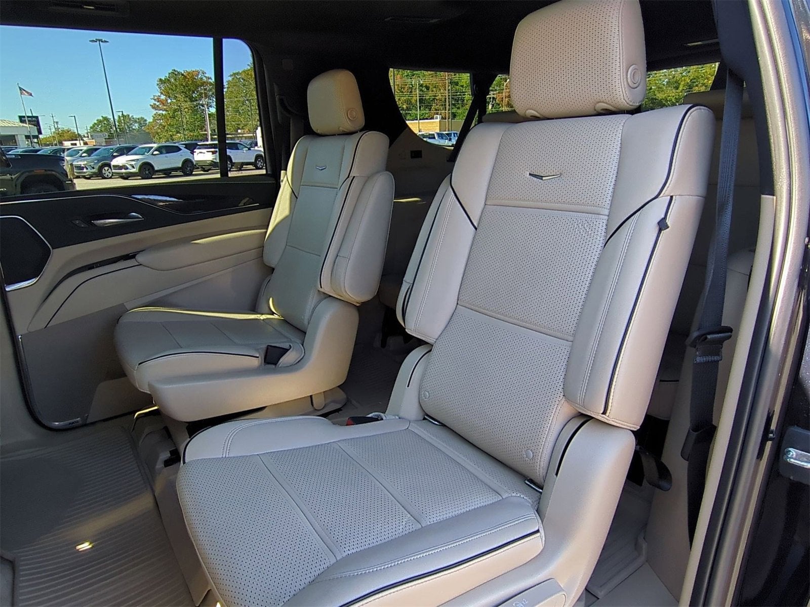 2021 Cadillac Escalade ESV Premium Luxury