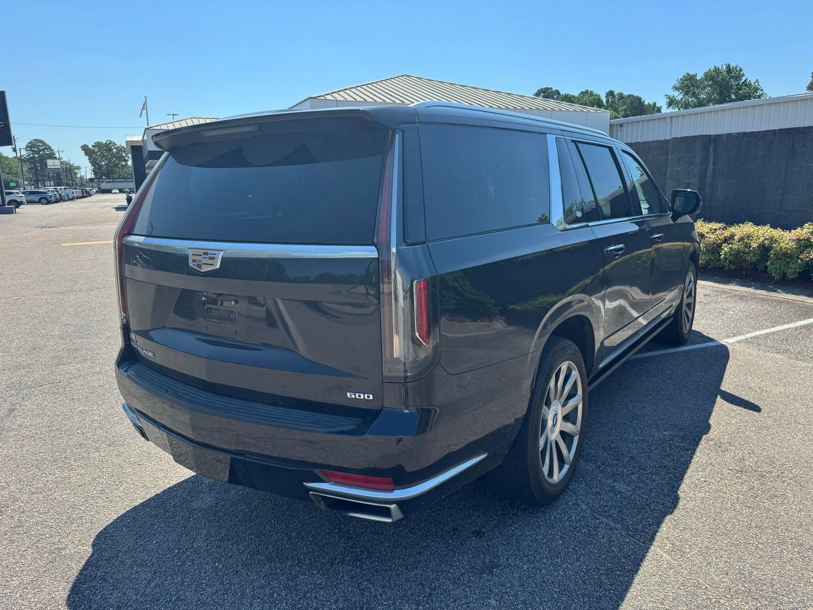 2023 Cadillac Escalade ESV Premium Luxury Platinum