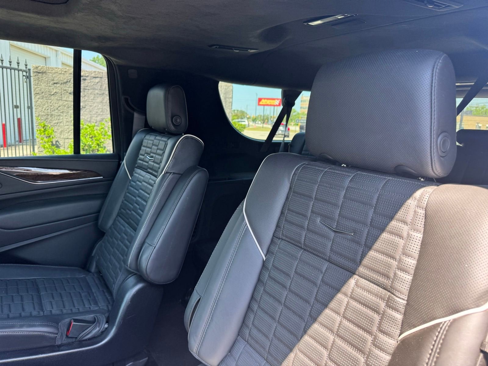 2023 Cadillac Escalade ESV Premium Luxury Platinum