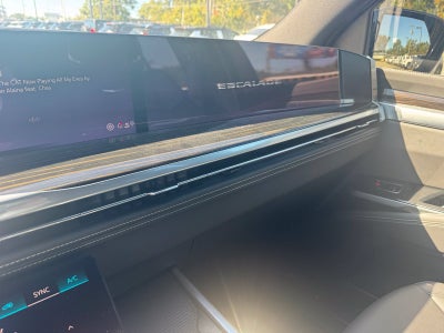 2025 Cadillac Escalade Luxury