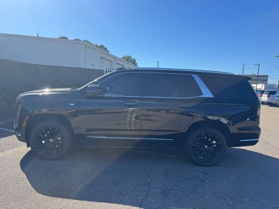 2025 Cadillac Escalade Luxury