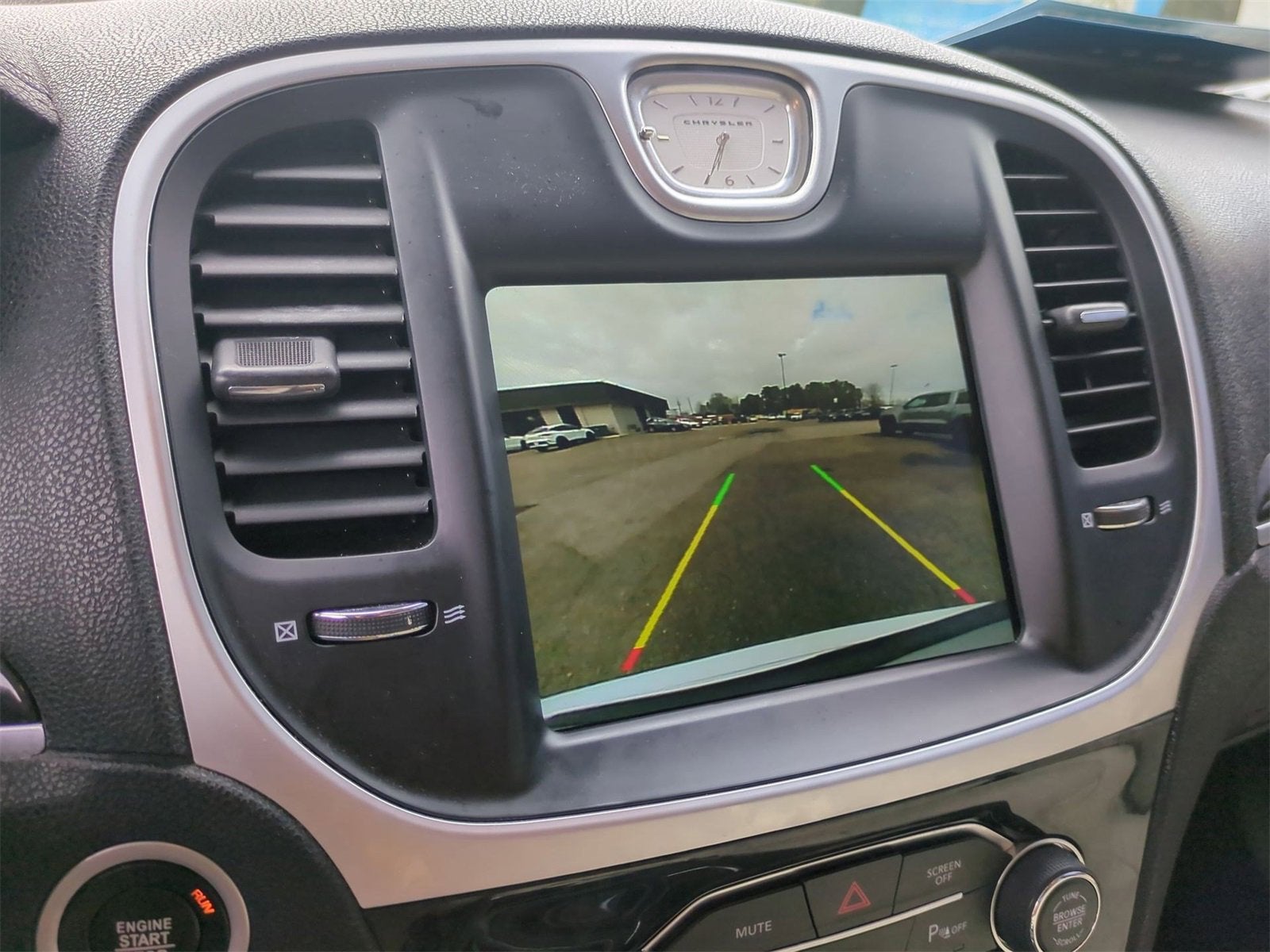 2022 Chrysler 300 Touring L