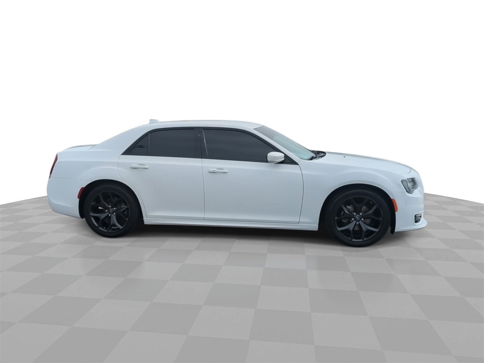 2022 Chrysler 300 Touring L