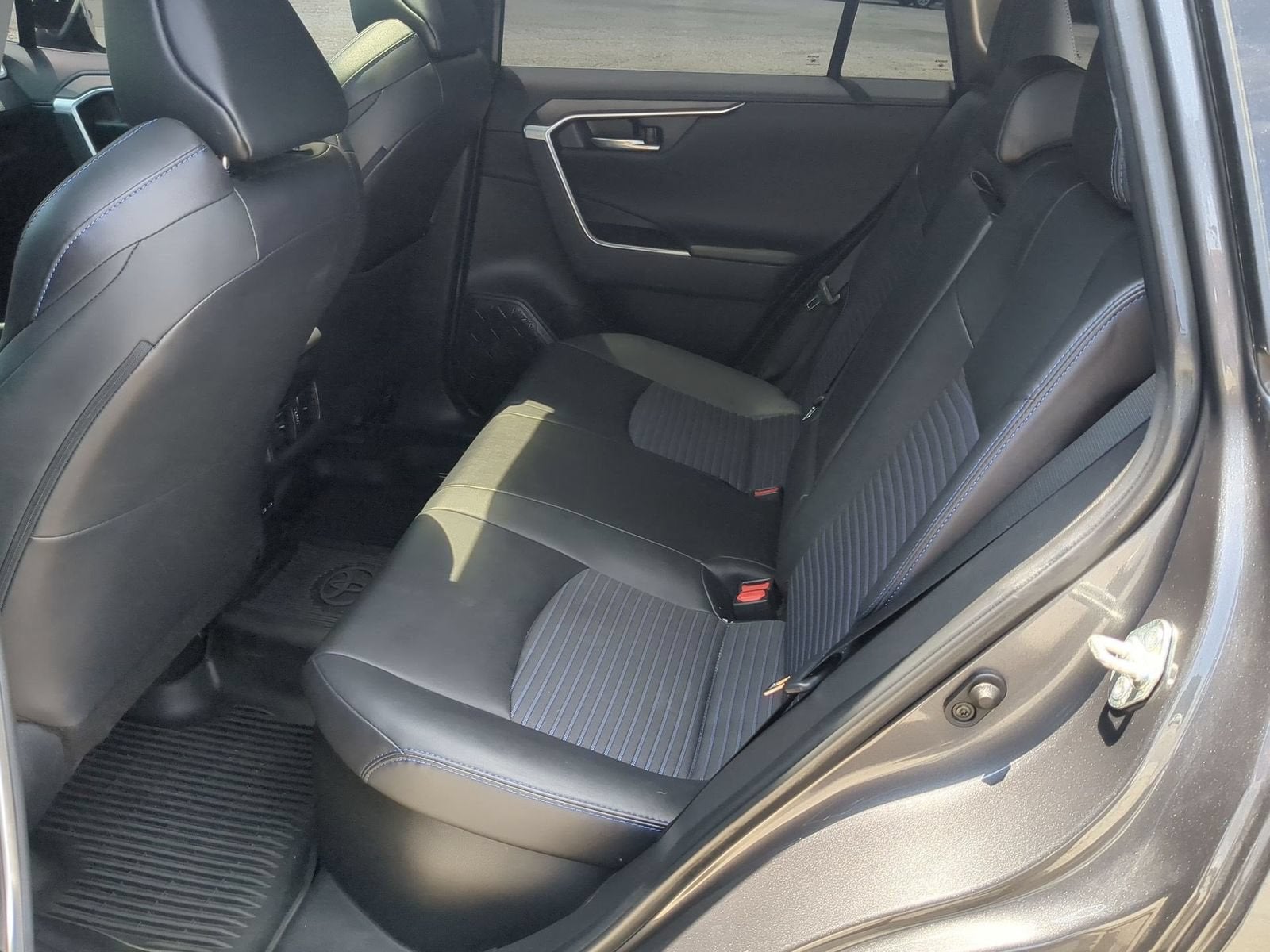 2022 Toyota RAV4 XSE Hybrid