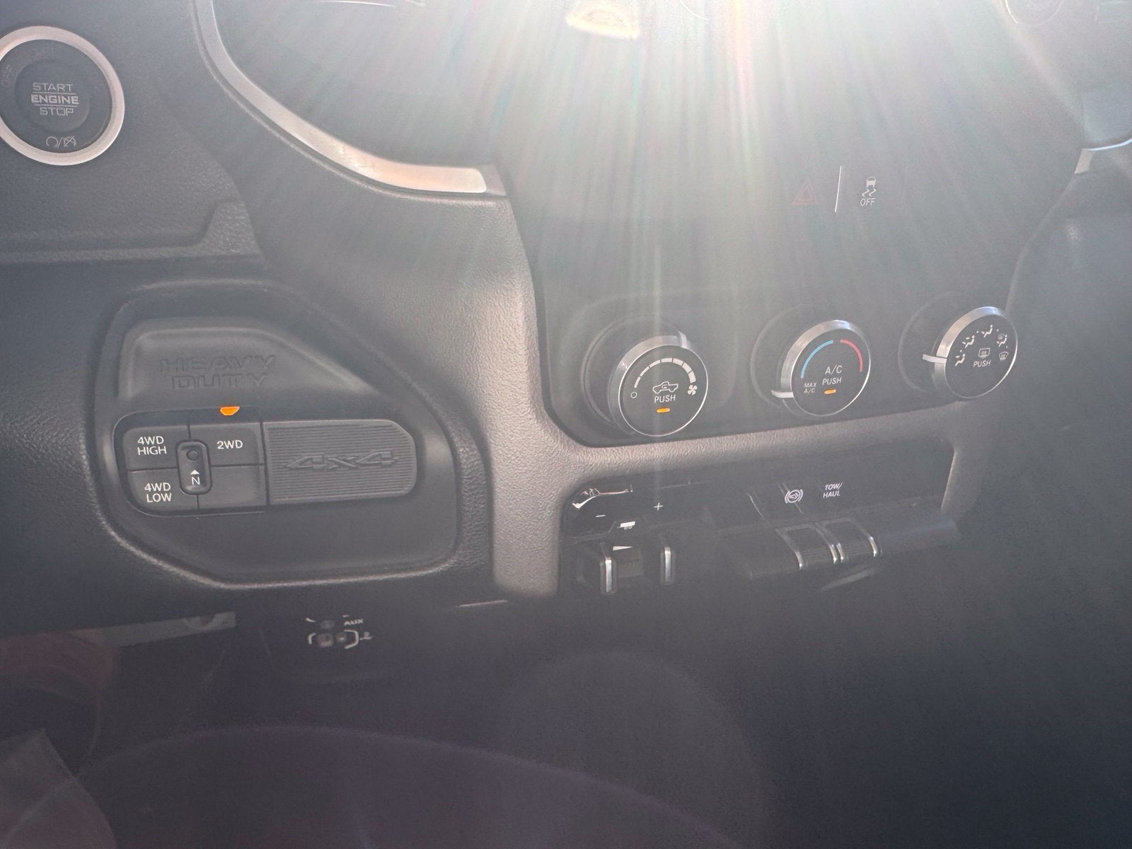 2019 RAM 2500 Big Horn Crew Cab 4x4 6'4" Box