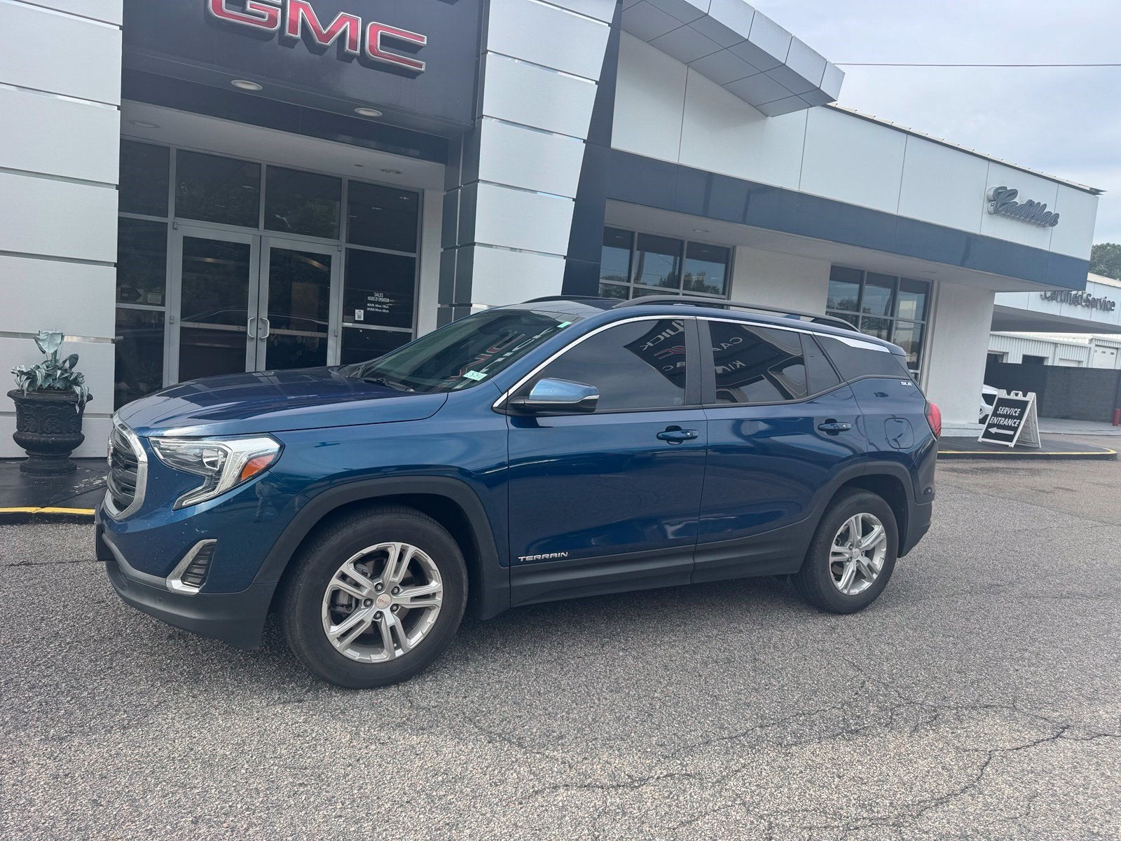 2021 GMC Terrain SLE
