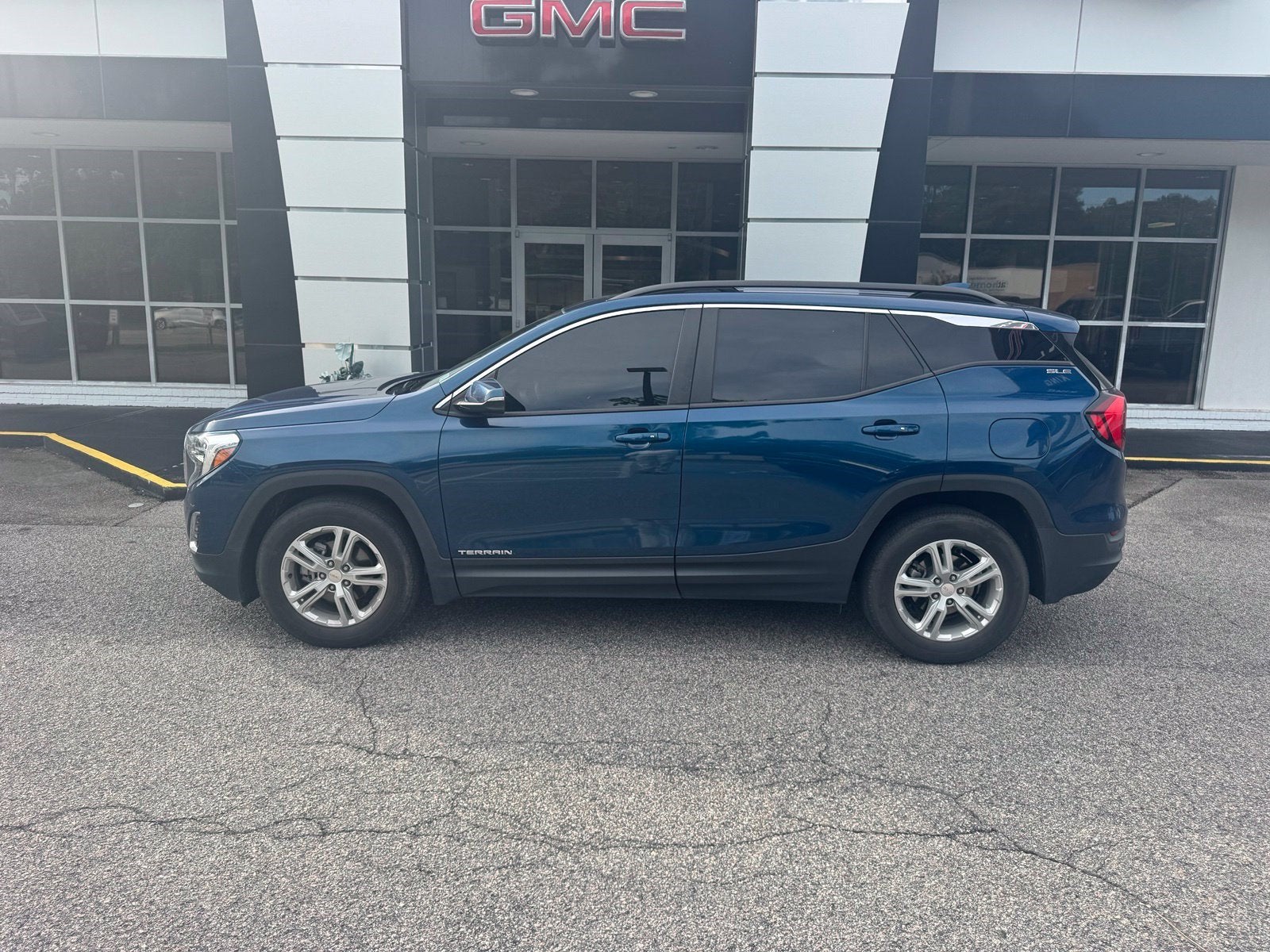 2021 GMC Terrain SLE