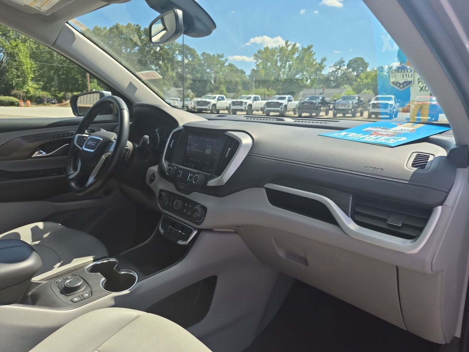 2024 GMC Terrain SLT - Photo 29