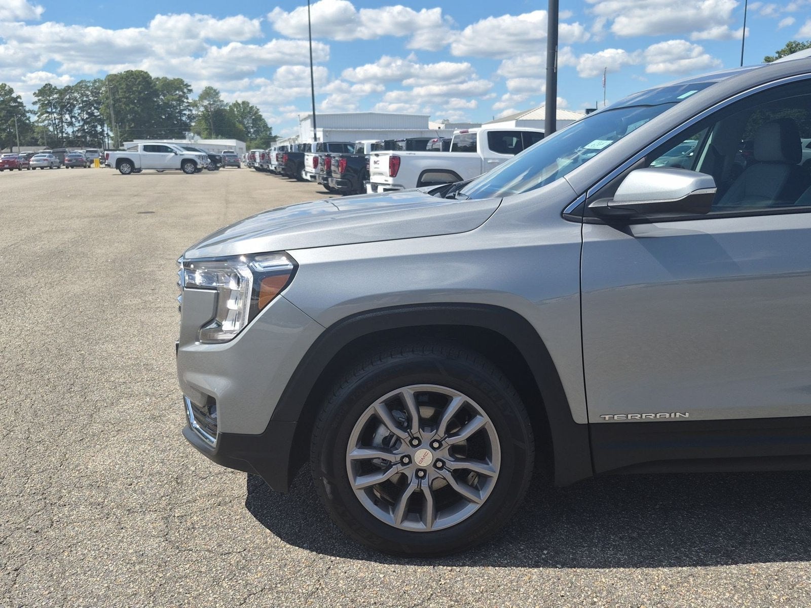 2024 GMC Terrain SLT